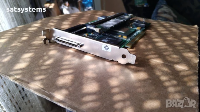 Mylex D040474-32NB AcceleRAID 170 PCI SCSI RAID Controller Card, снимка 3 - Други - 50559885