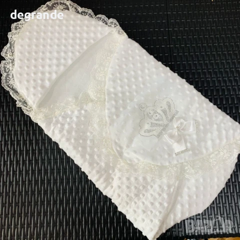 Порт бебе с коронка и панделка наличен в бяло светло синьо и розово , снимка 2 - Спално бельо и завивки - 51181513