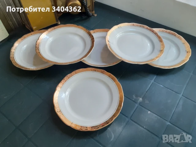 Български порцелан Китка Нови Пазар малки чинии 6 бр позлат, снимка 5 - Антикварни и старинни предмети - 51054837