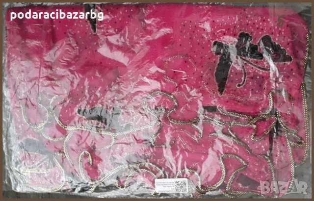 ДАМСКИ ШАЛ С БЛЕСТЯЩИ ПЕПЕРУДИ  , снимка 7 - Шалове - 26266064