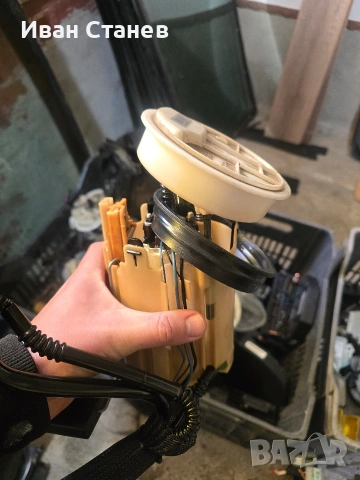 помпа в резервоара mercedes 2.2 150к.с w203, снимка 2 - Части - 53137791