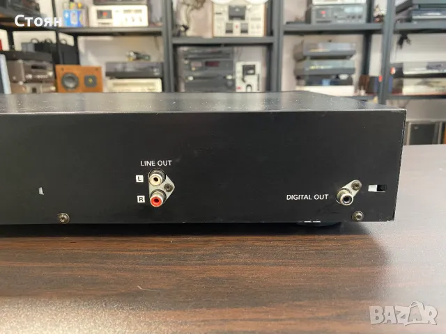 CD плеър Philips, снимка 7 - Аудиосистеми - 50069353