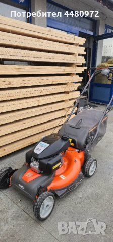 Бензинова самоходна косачка 4х4 задвижване, снимка 2 - Градинска техника - 53178122
