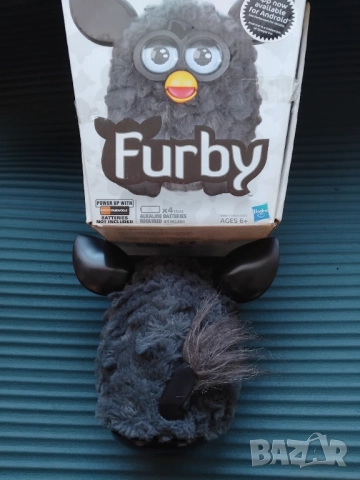 Furby - оригинална интерактивна играчка с кутия, снимка 4 - Музикални играчки - 52742824