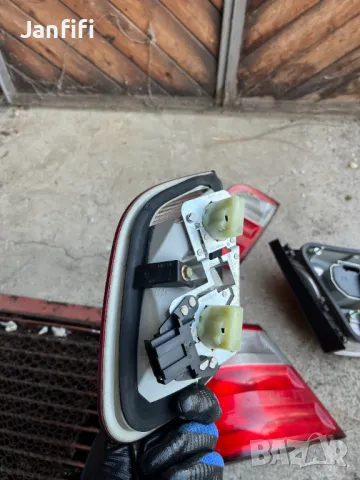 Задни стопове за Мерцедес CLK W 208, снимка 10 - Части - 48099867