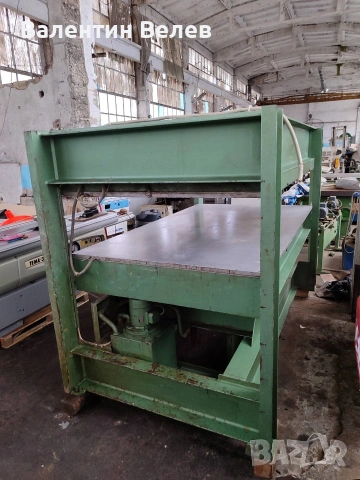 топла преса за врати и фурнир затопляне с електрически нагреватели с размери 2250мм.х 1200мм., снимка 13 - Други машини и части - 53273092