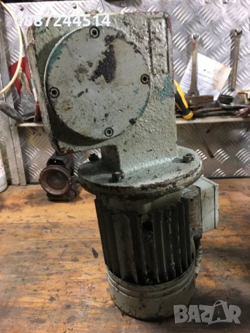 редуктор с електродвигател, снимка 4 - Електродвигатели - 28694627