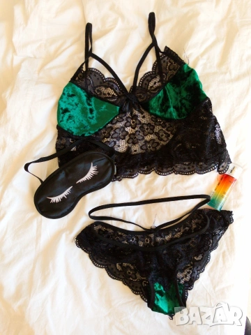 Комплект дамско бельо, снимка 4 - Бельо - 51702446