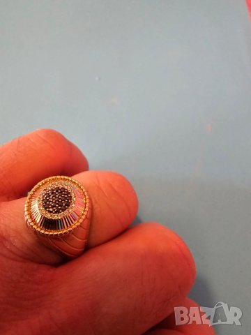 уникален мъжки златен пръстен 14 к с ковани черни оникси и цирконии, снимка 3 - Пръстени - 43610485