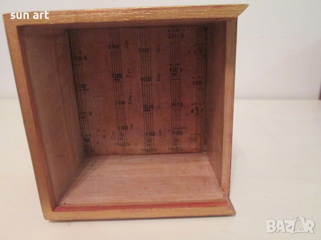 винтидж кутийка  в червено за бижута-hand made, снимка 11 - Подаръци за жени - 43303081