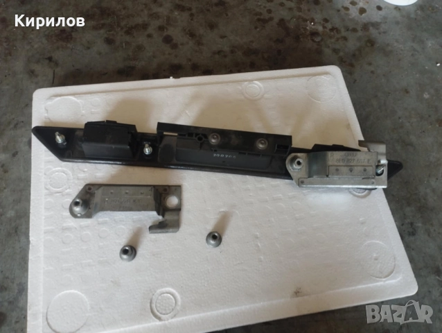 Дръжка за багажник, бутон за отваряне Audi  A4 Б7 комби, снимка 4 - Части - 51597190