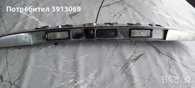 Продавам оригинална задна лайсна за осветяване на номер за Рено Каптюр , снимка 2 - Аксесоари и консумативи - 48455559