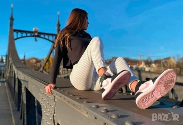 Nike Air Jordan 1 Mid номер 39,5-40 оригинални маратонки , снимка 3 - Маратонки - 51840954