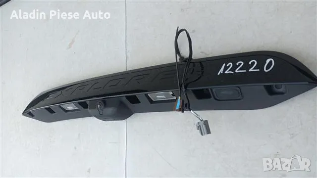 Орнамент на задната врата на Ford Explorer година 2019 2020 2021 2022 код LB5B-S42509, LB5BS42509 