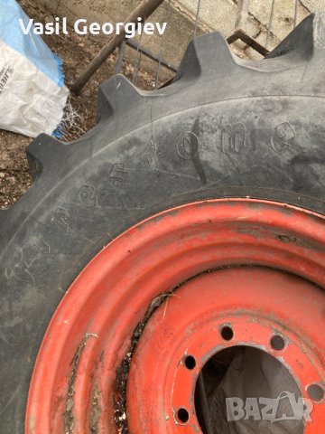 бутилки за наклонена камера предна гума с джанта клас доминатор, снимка 4 - Селскостопанска техника - 44126535