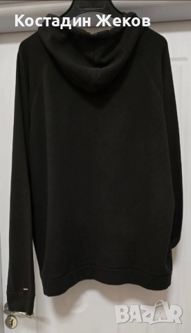 Нов със етикет. Мъжки оригинален суитшърт. TOMMY HILFIGER , снимка 2 - Спортни дрехи, екипи - 52501228