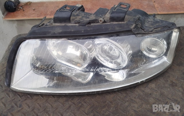 ляв, ксенонов фар Depo,на части -Audi A4 b6