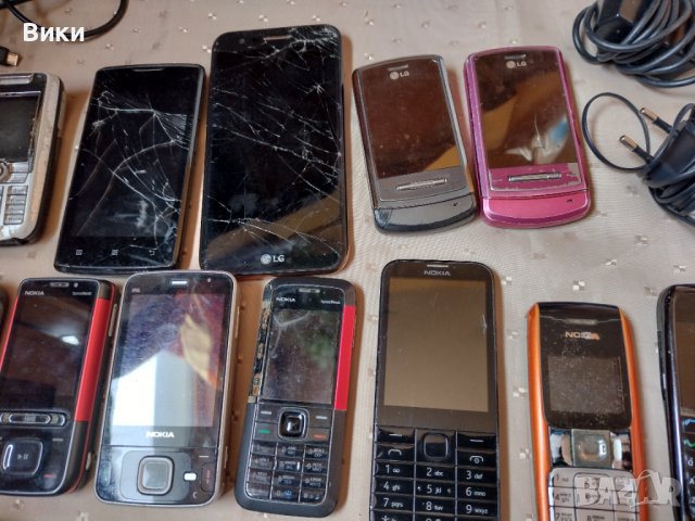 Лот телефони и таблети 35 броя / продават се всичките заедно, снимка 6 - Други - 37992304