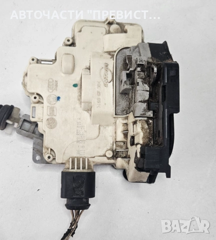 Предна Лява Брава Врата Фолксваген Пасат Б6 VW Passat B6 2005-2010 OEM 3c2837015а
