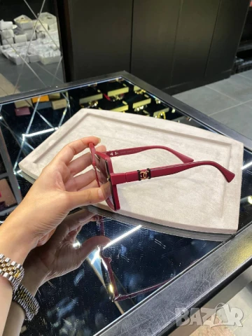 очила с черен обикновен калъф и кутия chanel, снимка 8 - Слънчеви и диоптрични очила - 51420405