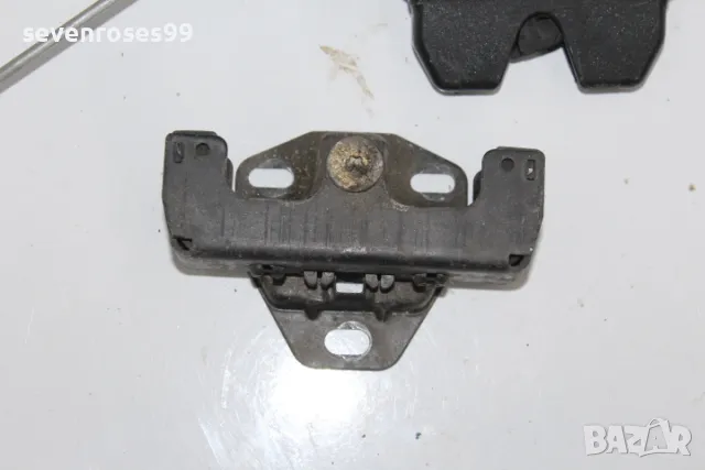 Брава заден капак Renault Laguna 1 1.8i 1997 Рено Лагуна 1 хечбек, снимка 3 - Части - 48508085