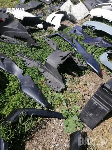 спойлери кори и пластмаси за Suzuki Burgman, снимка 2 - Мотоциклети и мототехника - 50087977