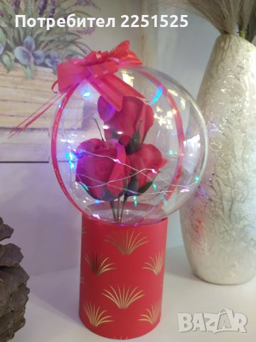 Вечна роза,цвете,красив букет в сфера с лед осветление! 8 март Подарък за жена,момиче!, снимка 2 - Декорация за дома - 39820977