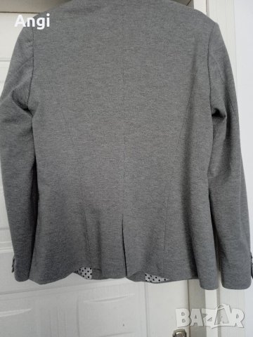 Дамско сако, снимка 3 - Сака - 40335142