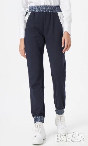 Дамско спортно долнище, снимка 2 - Спортни екипи - 37691466