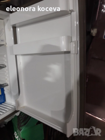 Хладилник на 12 и 220в, снимка 2 - Хладилни чанти - 52866179