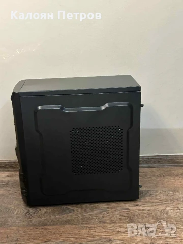 Домашен компютър Gigabyte , снимка 3 - Геймърски - 51290852