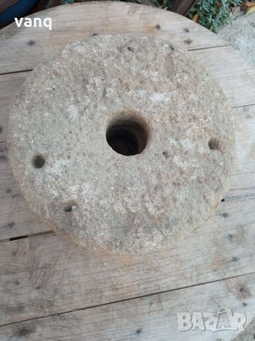 Старинен каменен диск,колело от ръчна мелница, снимка 3 - Антикварни и старинни предмети - 34881122