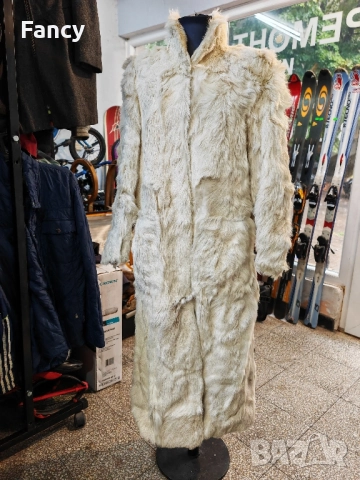 Дълго дамско палто естествен косъм