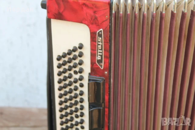 Акордеон ''Weltmaister Stela'', снимка 2 - Акордеони - 51195274