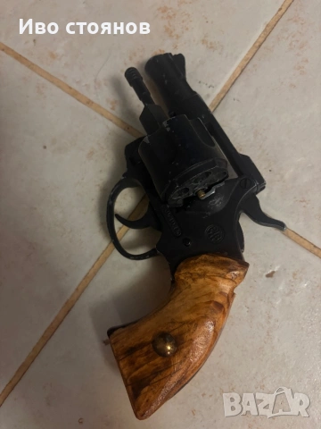 Газ сигнален револвер, снимка 2 - Газово оръжие - 53584130