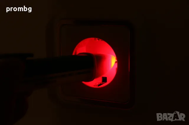 Тестер за напрежение до 1000V, джобен размер Fluke, Германия, снимка 6 - Други инструменти - 49328092