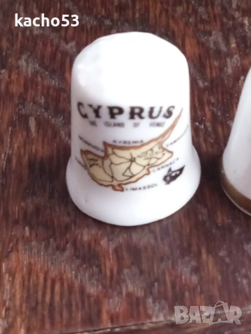 Порцеланови напръстници- 3 броя., снимка 2 - Антикварни и старинни предмети - 51377234