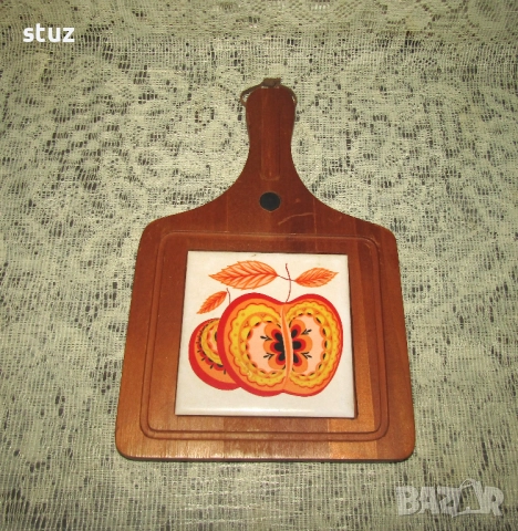 Поставка за горещи съдове, или за сервиране