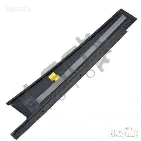 Външна лайсна задна дясна врата Mercedes-Benz E-Class (W212)(2009-2016) ID:90329, снимка 2 - Части - 38911138