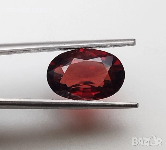 Естествен шпинел в топ вивид червено 1.70кт.! Нов!, снимка 8 - Други - 52646190