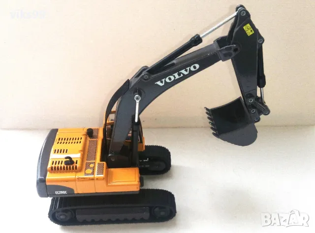 Siku Volvo EC Super Hydraulic Excavator Мащаб 1:50, снимка 6 - Колекции - 49493797