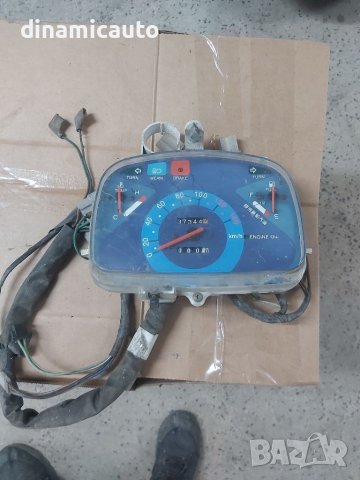 Табло / километраж за скутер T-max, pantheon, majesty 250, sportcity, снимка 6 - Части - 38040897