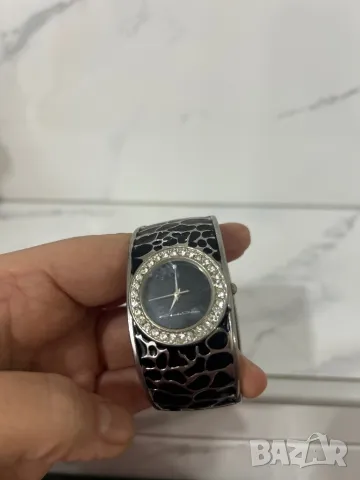 Часовник тип гривна Charles Delon, снимка 6 - Дамски - 48797405