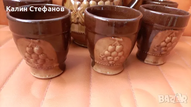 Ретро керамичен комплект за вино, 6 чаши и кана, снимка 4 - Сервизи - 47941784