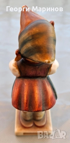 Goebel Hummel порцеланова фигура Little Helper, 73, 1973 г., снимка 8 - Колекции - 51542336