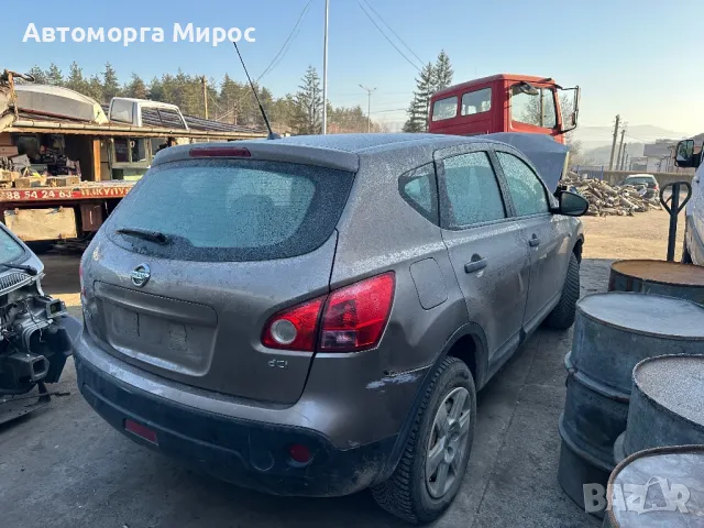 Nissan Qashqai 1.5 dci НА ЧАСТИ, снимка 2 - Автомобили и джипове - 49899828