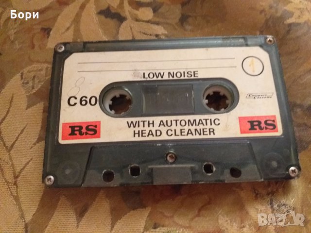 Касета с автоматично почистващо устройство., снимка 3 - Аудио касети - 26842385