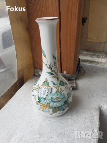 Порцеланова вазичка Staffordshire England порцелан, снимка 2 - Антикварни и старинни предмети - 53436199