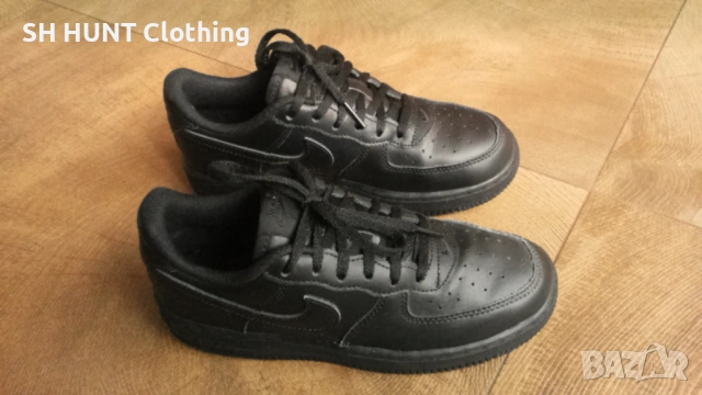 NIKE размер EUR 35 / UK 2,5 детски естествена кожа 39-11-S, снимка 2 - Детски маратонки - 53124119