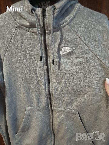 Nike , снимка 3 - Спортни екипи - 44020443